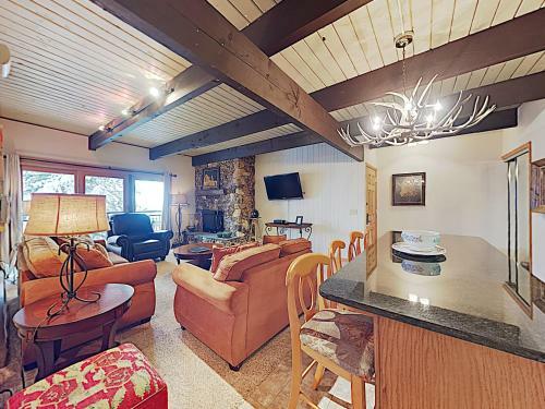 Timberline Condominiums 1 Bedroom C2c