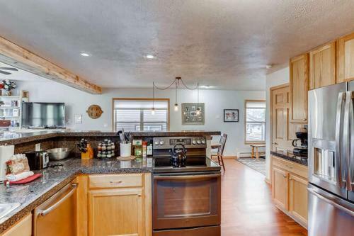 300 Lodgepole By Book By Owner