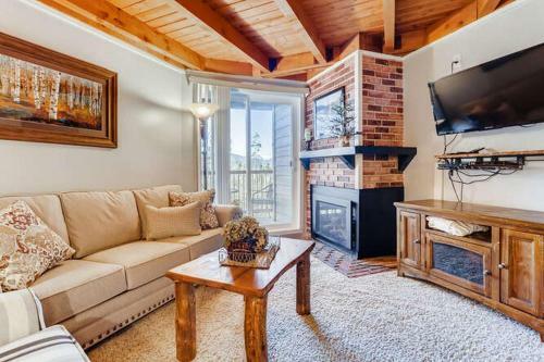 Treehouse 102d By Book By Owner