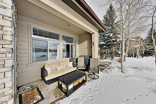 152robid Townhouse