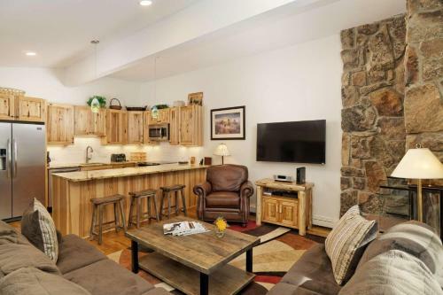 Shadowbrook 505