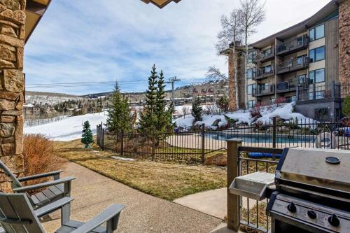 Shadowbrook 403