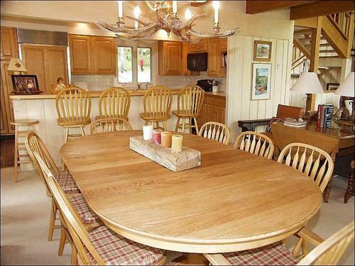1131 Faraway Rd