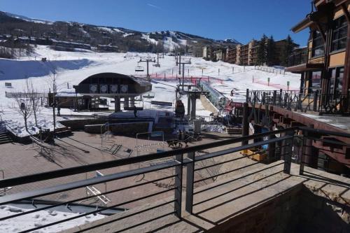120 Carriage Way #2204