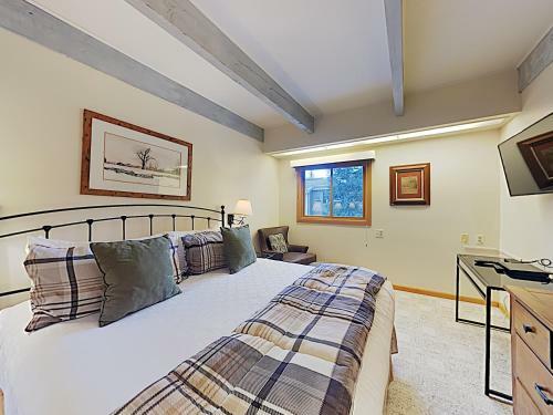 Timberline Condominiums 1 Bedroom Unit C1c