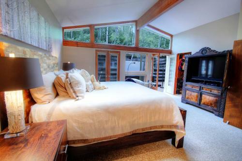 1068 Faraway Home