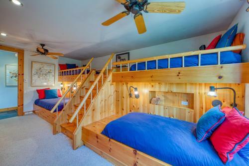 38 Fox Ln