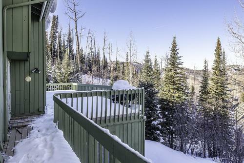 921 Faraway Home