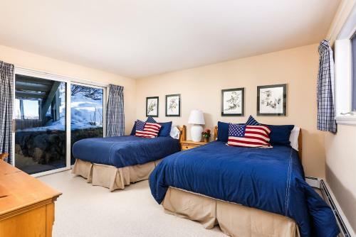 921 Faraway Home