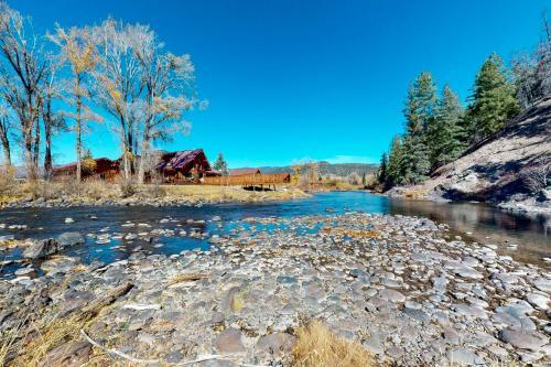 Rivercrest