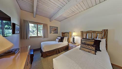 Timberline Condominiums 2 Bedroom Unit A1a