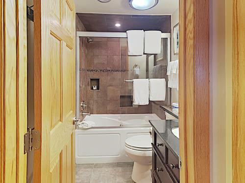 Timberline Condominiums 2 Bedroom Unit C2e
