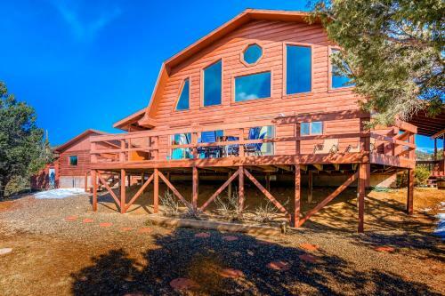 Peak View Lodge