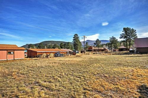 South Fork Log Cabin With Beautiful Mountain Views!