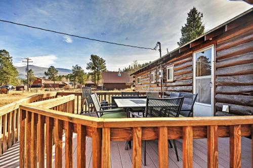 South Fork Log Cabin With Beautiful Mountain Views!