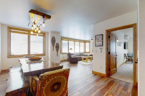 Torian Plum Creekside II