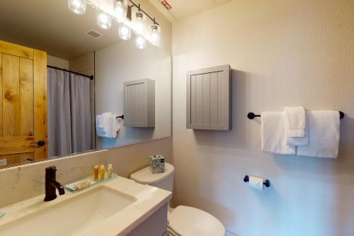 Torian Plum Creekside II