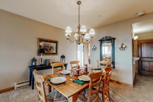 Torian Plum Creekside II