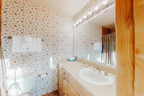 Torian Plum Creekside II