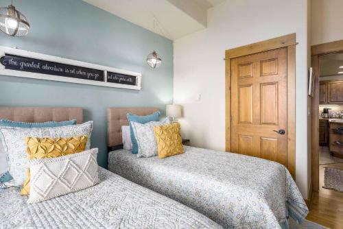 Eagle Ridge Lodge II