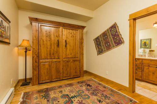 Eagle Ridge Lodge II