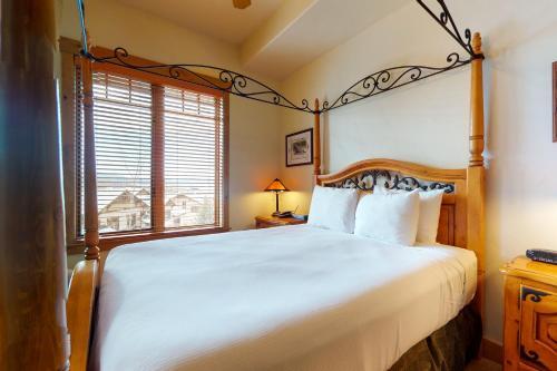 Eagle Ridge Lodge II