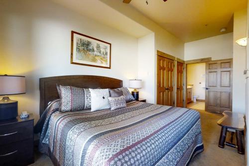 Eagle Ridge Lodge II