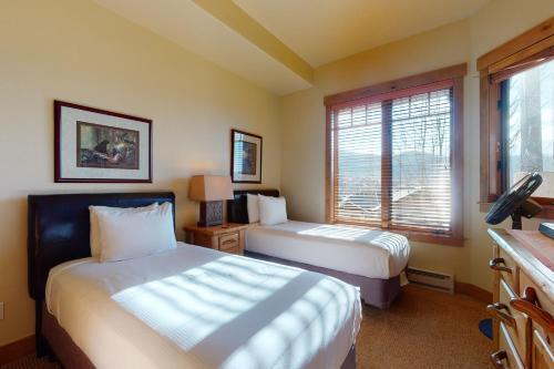 Eagle Ridge Lodge III