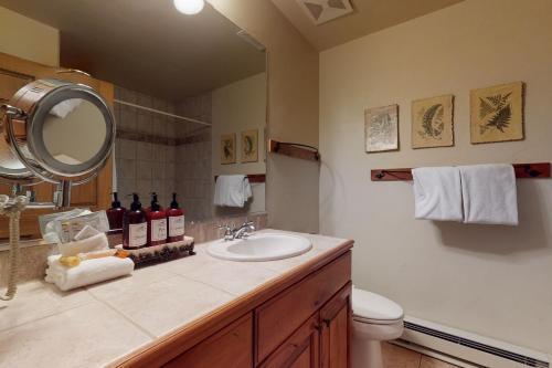 Eagle Ridge Lodge III