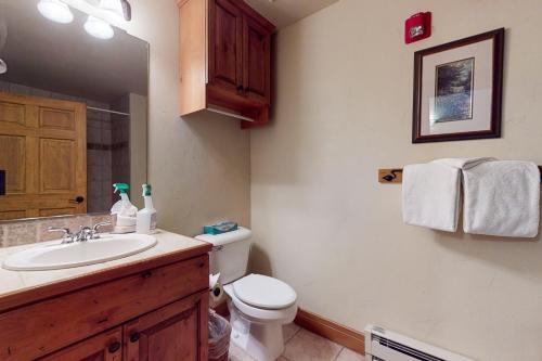 Eagle Ridge Lodge III