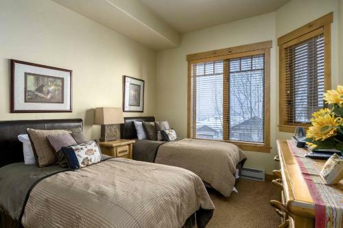 Eagle Ridge Lodge III