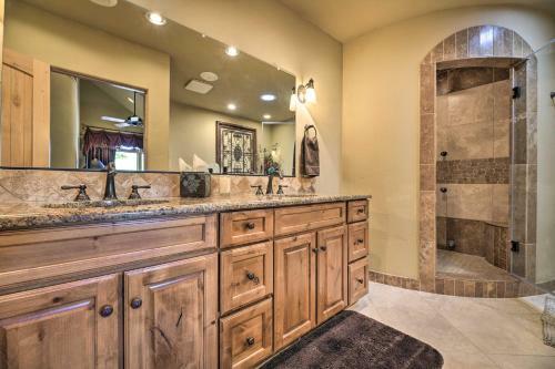 Elegant South Fork Abode Ski, Fish, And Hike!