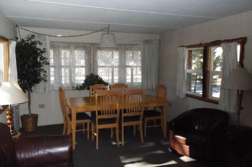 Lodge Riverbend Resort