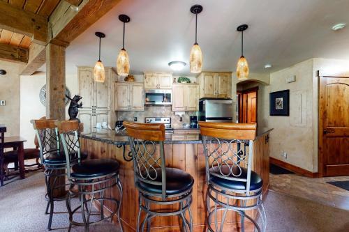 Lodge A At Steamboat II