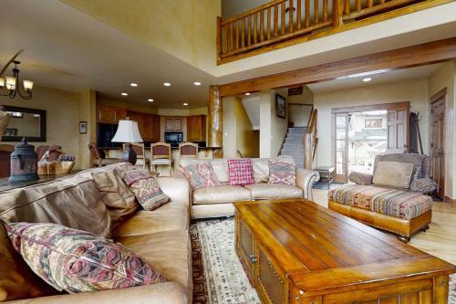 Eagleridge Townhomes 1435