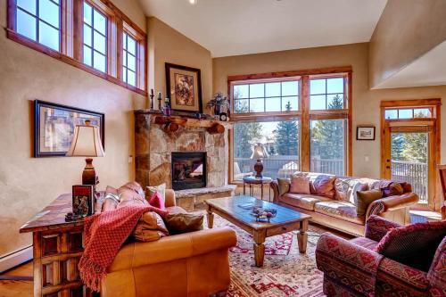 Eagleridge Townhomes 1435