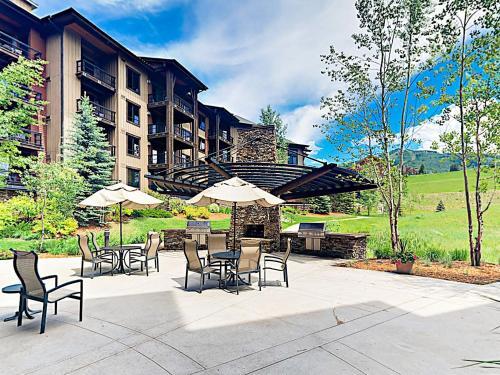 Apartamento New Listing! Renovated Studio With On-site Gondola Condo