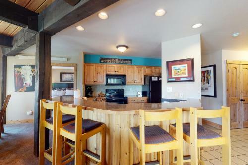 Lodge C At Steamboat II
