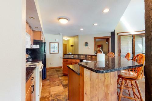 Lodge B At Steamboat II