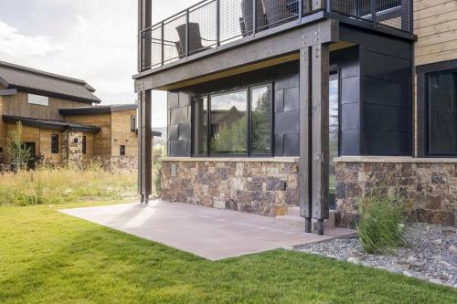 Cooper Ski Haus