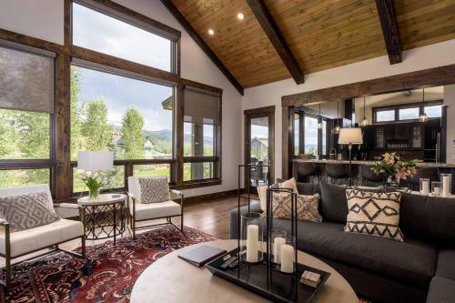 Cooper Ski Haus