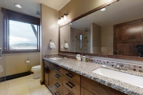 Trailhead Lodge 4100