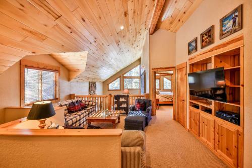 Sunset Chalet