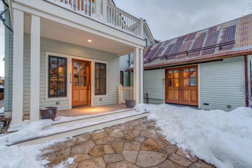 211 A South Oak By Exceptional Stays