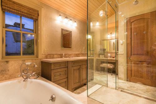 211 A South Oak By Exceptional Stays