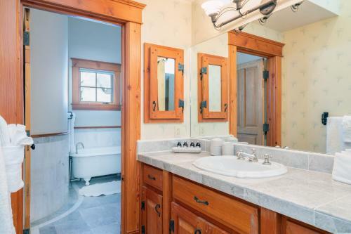 Positive Outlook By Exceptional Stays