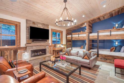 Yellow Brick Cabin By Exceptional Stays