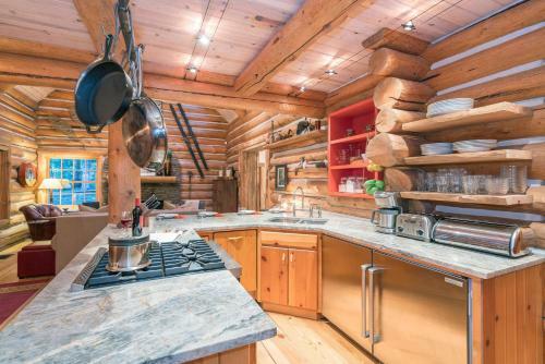 Yellow Brick Cabin By Exceptional Stays