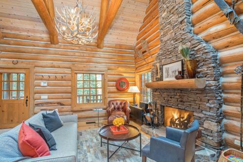 Yellow Brick Cabin By Exceptional Stays