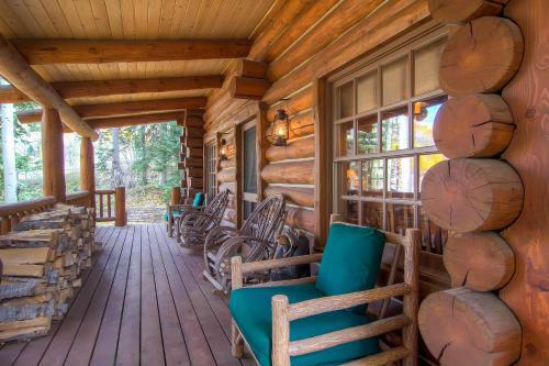 Yellow Brick Cabin By Exceptional Stays